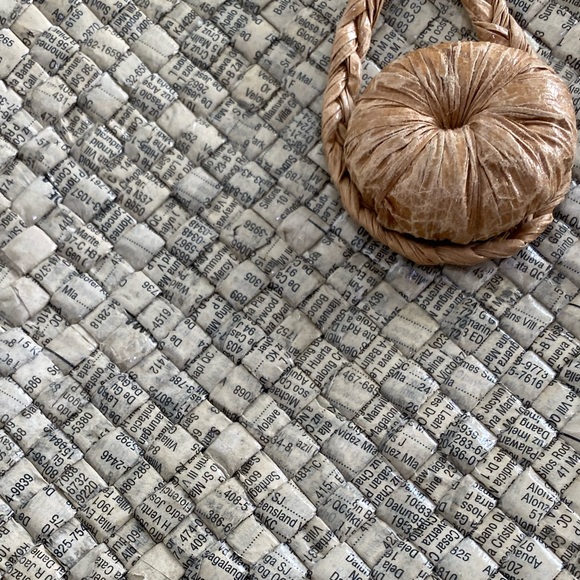 FUJI Eco-Friendly Recycled Material w Straw Shoulder Handbag Zipper Closure Top - Picture 5 of 11